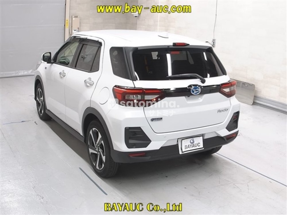 PREMIUM G HEV 2025